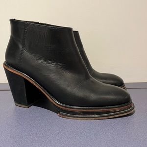 Rachel Comey Black Leather Ankle Bootie